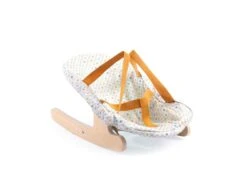 Djeco DJ07865 - Pomea - Dormir - Transat à Bascule 8 Djeco DJ07865 - Pomea - Dormir - Transat à Bascule -Petit Monde Soldes djeco dj07865 pomea dormir transat a bascule 1600 2