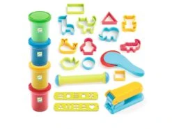 Djeco DJ09755 - Pâte à Modeler - Tout Pour Commencer - Classique -Petit Monde Soldes djeco dj09755 pate a modeler tout pour commencer classique 1600 2