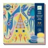 Djeco Sables Colorés : Sea Lights -Petit Monde Soldes p1 FULL 80